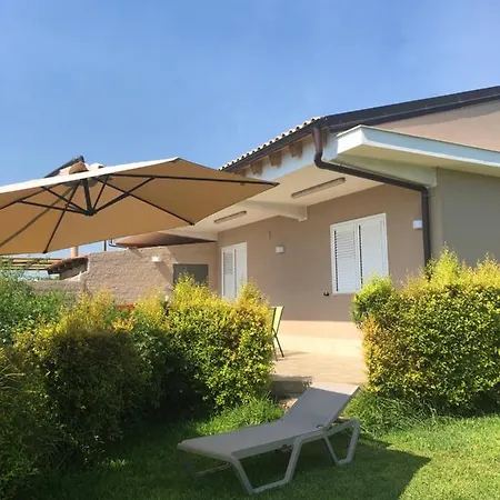 G.giuliano Villa *