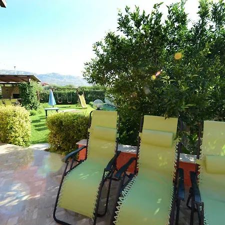 Villa G.giuliano Floridia